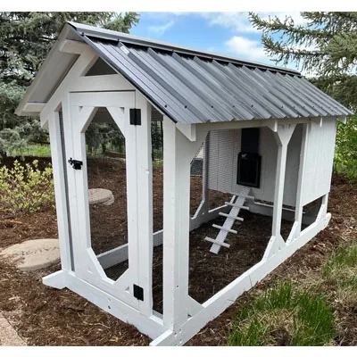 Farmhouse Coop — hand-built by LuckyBird in Colorado, photo 2 of 7