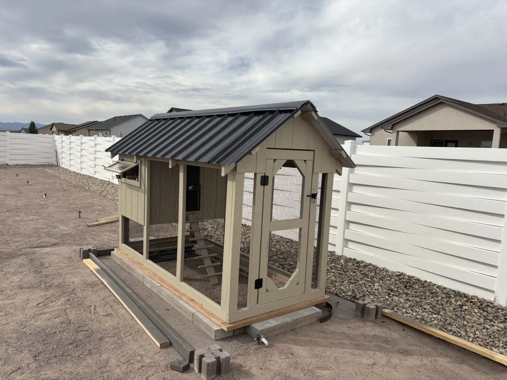 Farmhouse Coop — hand-built by LuckyBird in Colorado, photo 7 of 7